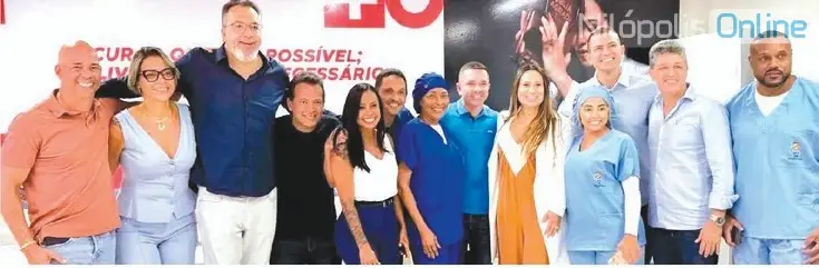 Diversas autoridades participaram da cerimônia de entrega da unidade. Foto: Divulgação
